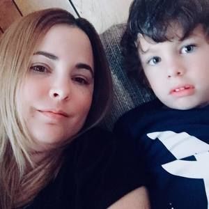 Meet your Posher, Ivette